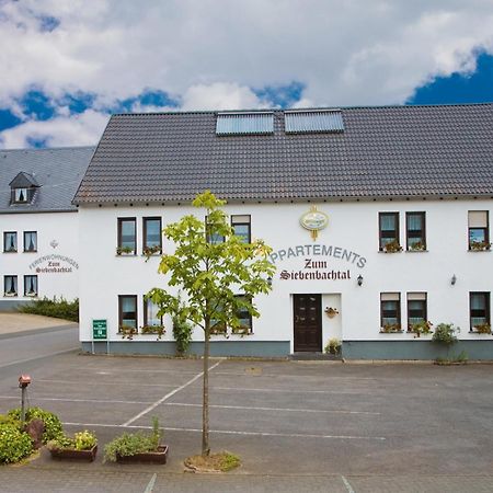 Landgasthof Zum Siebenbachtal Strotzbüsch Kültér fotó